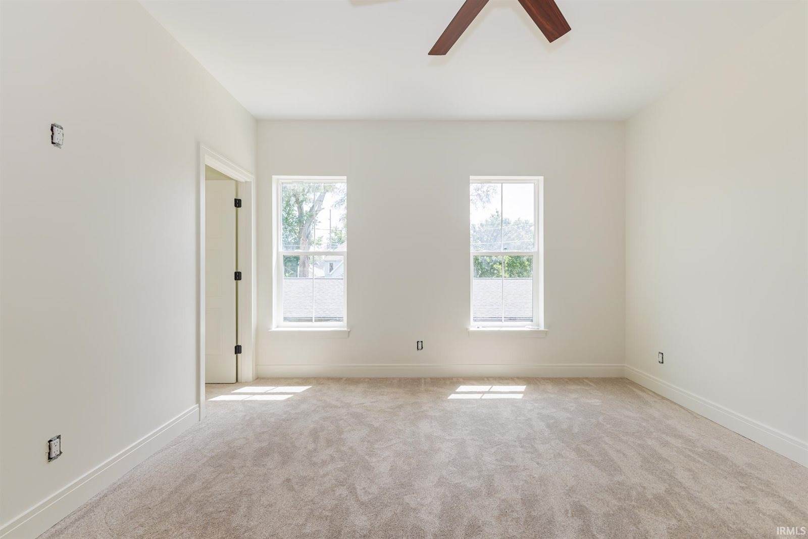 712 N Walnut Street, Muncie, IN 47305