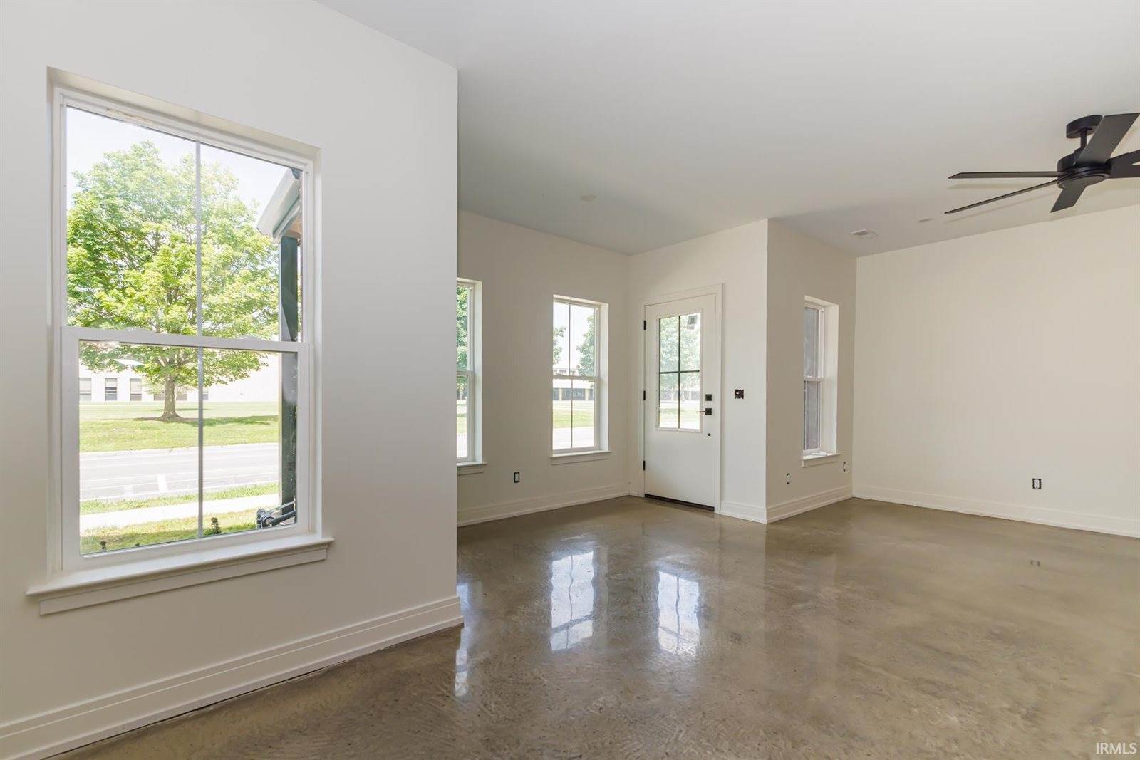 712 N Walnut Street, Muncie, IN 47305