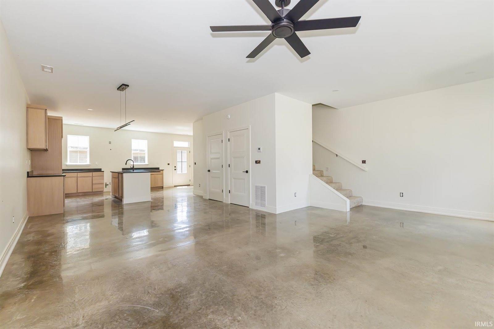 712 N Walnut Street, Muncie, IN 47305