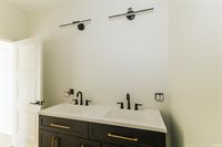 712 N Walnut Street, Muncie, IN 47305