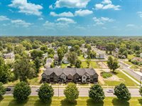 712 N Walnut Street, Muncie, IN 47305
