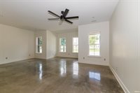 712 N Walnut Street, Muncie, IN 47305
