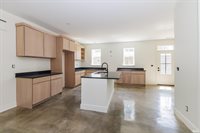 712 N Walnut Street, Muncie, IN 47305