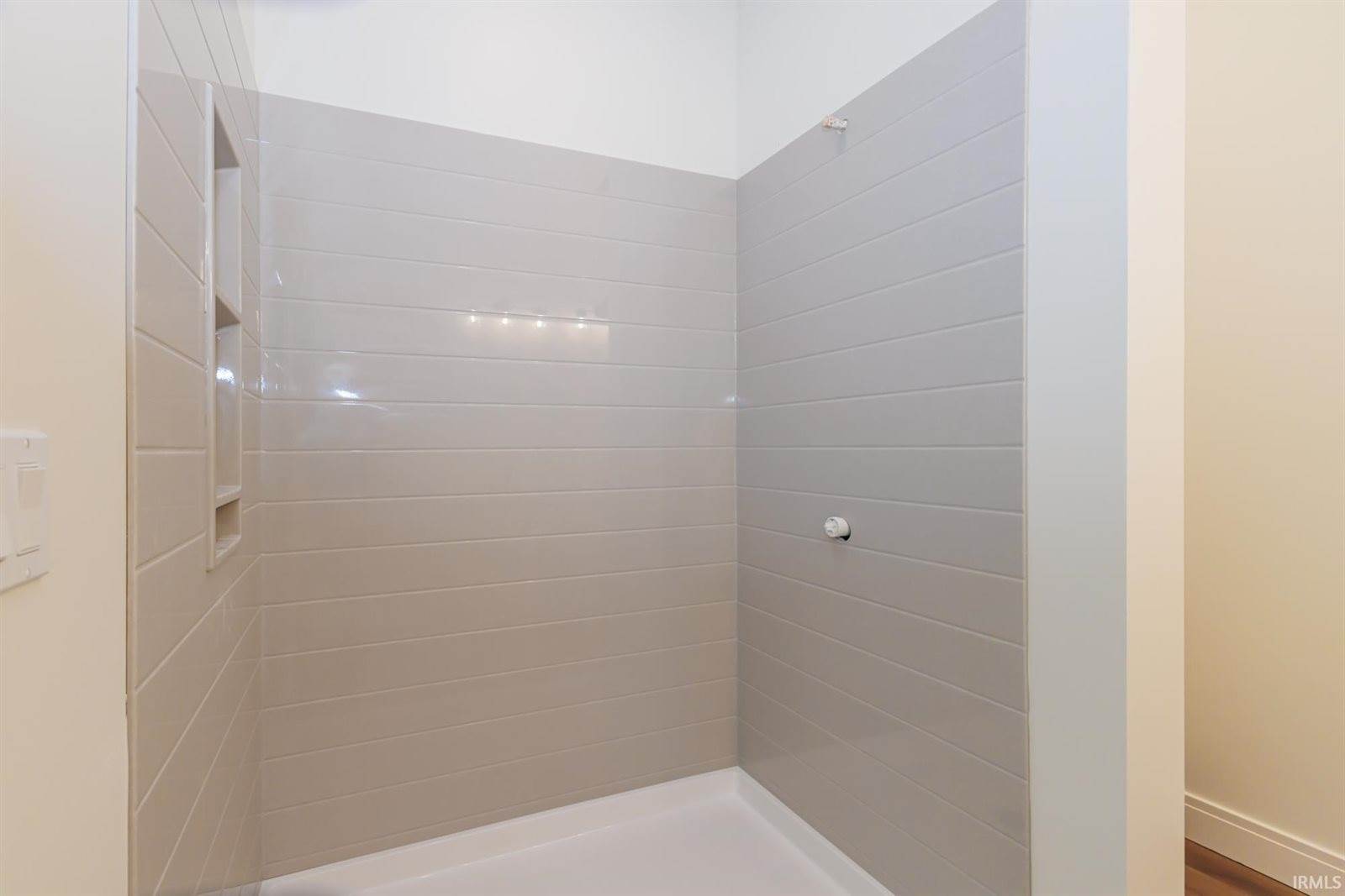 714 N Walnut Street, Muncie, IN 47305