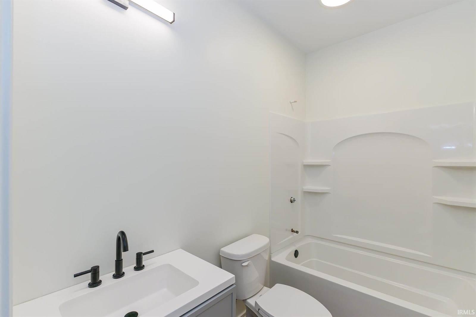 716 N Walnut Street, Muncie, IN 47305