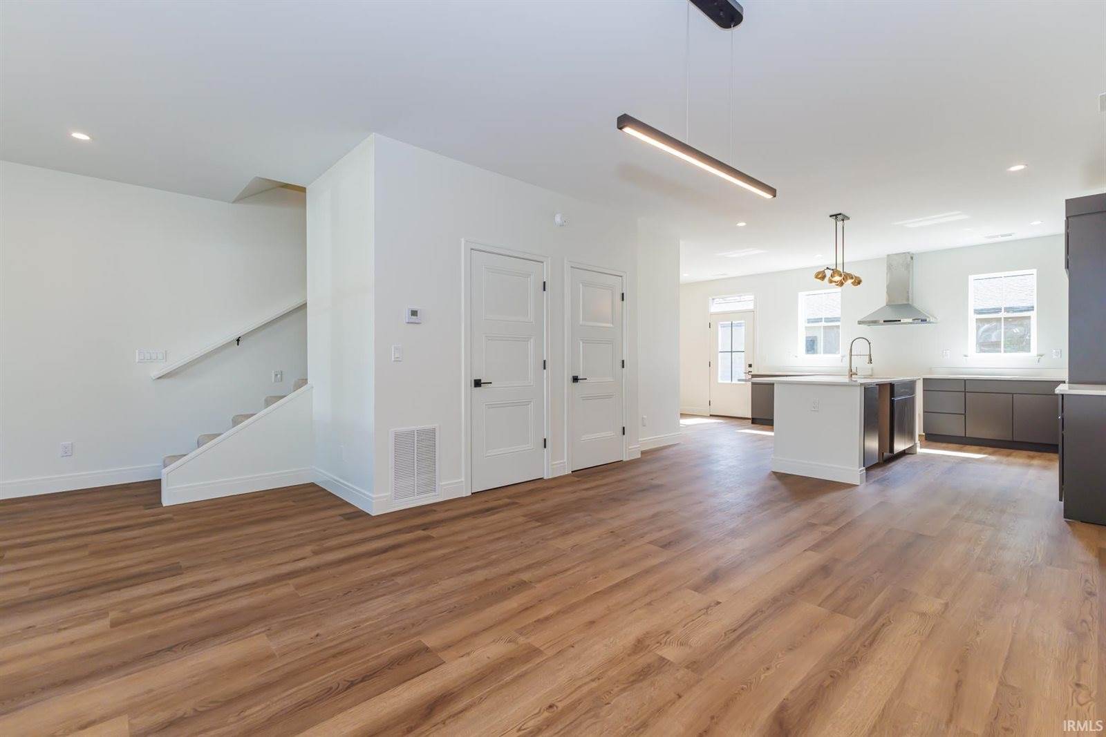 716 N Walnut Street, Muncie, IN 47305