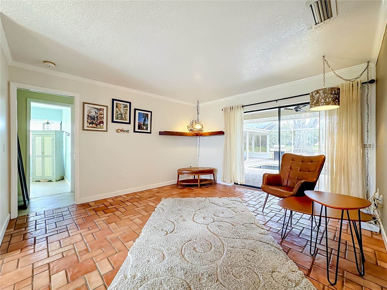 3234 Meadow Run Drive, Venice, FL 34293