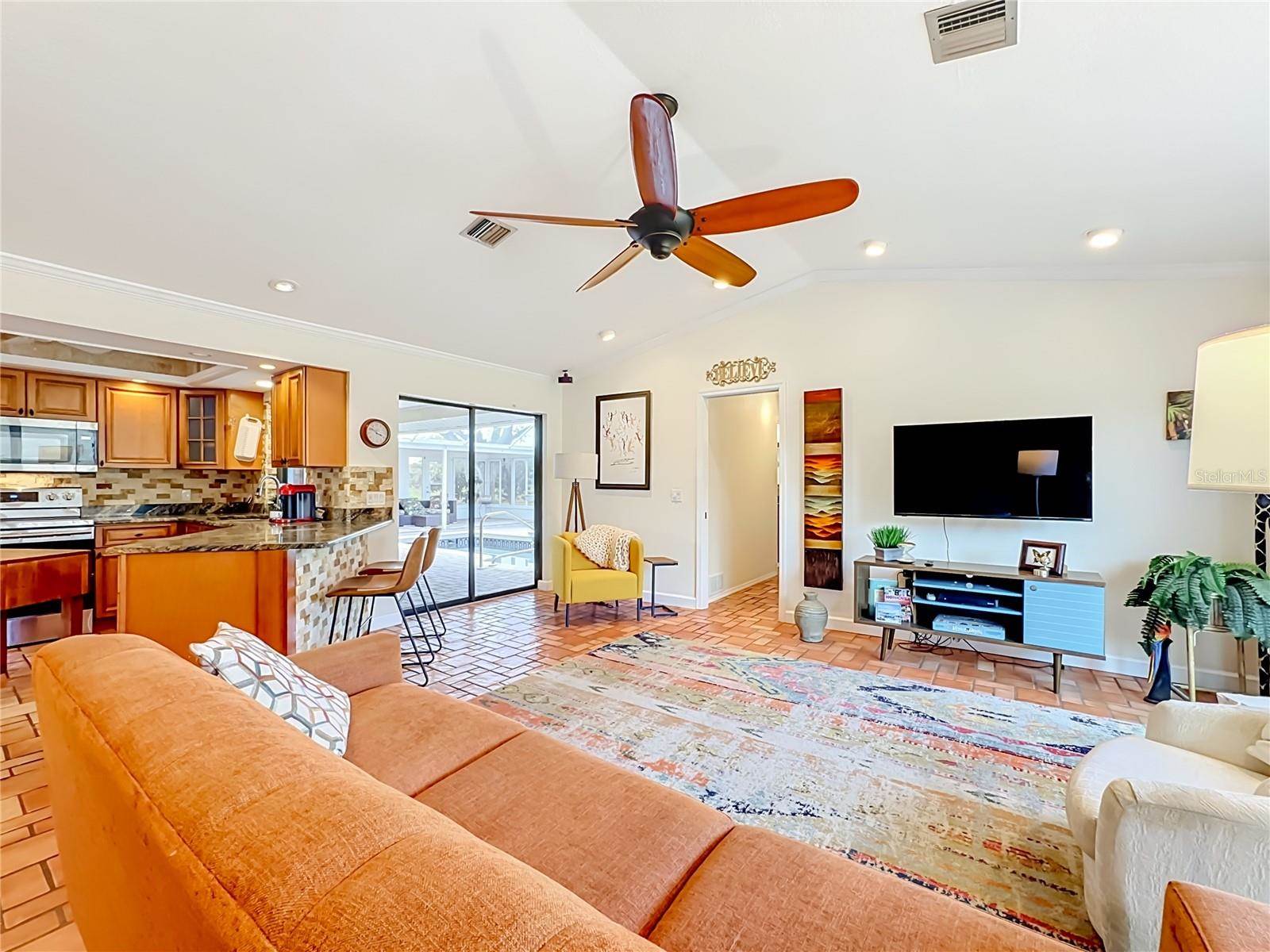 3234 Meadow Run Drive, Venice, FL 34293