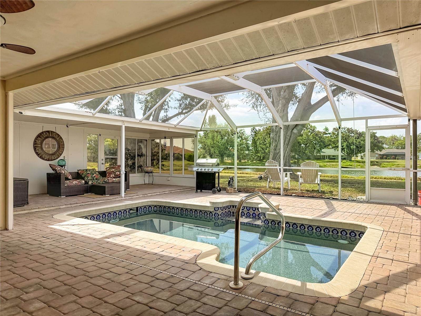 3234 Meadow Run Drive, Venice, FL 34293