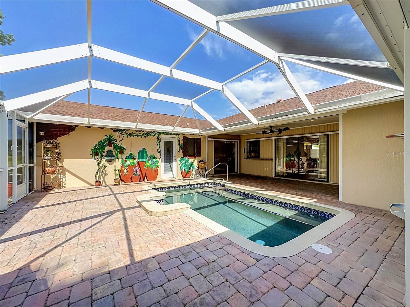 3234 Meadow Run Drive, Venice, FL 34293