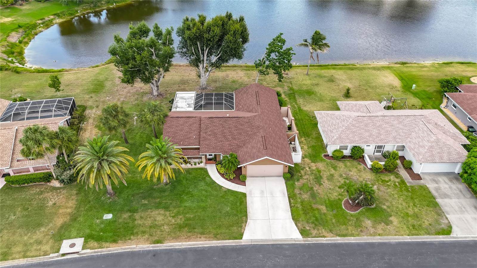3234 Meadow Run Drive, Venice, FL 34293
