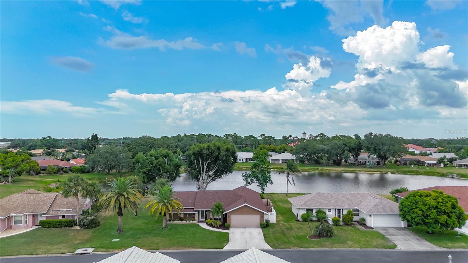 3234 Meadow Run Drive, Venice, FL 34293