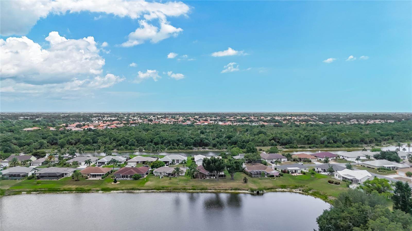 3234 Meadow Run Drive, Venice, FL 34293