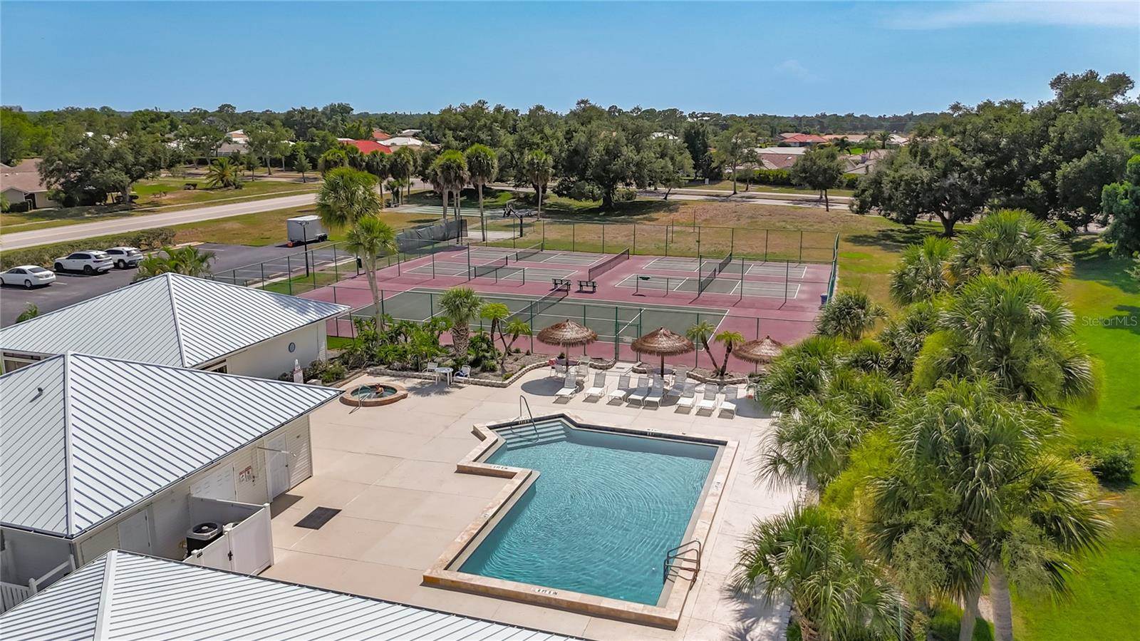 3234 Meadow Run Drive, Venice, FL 34293