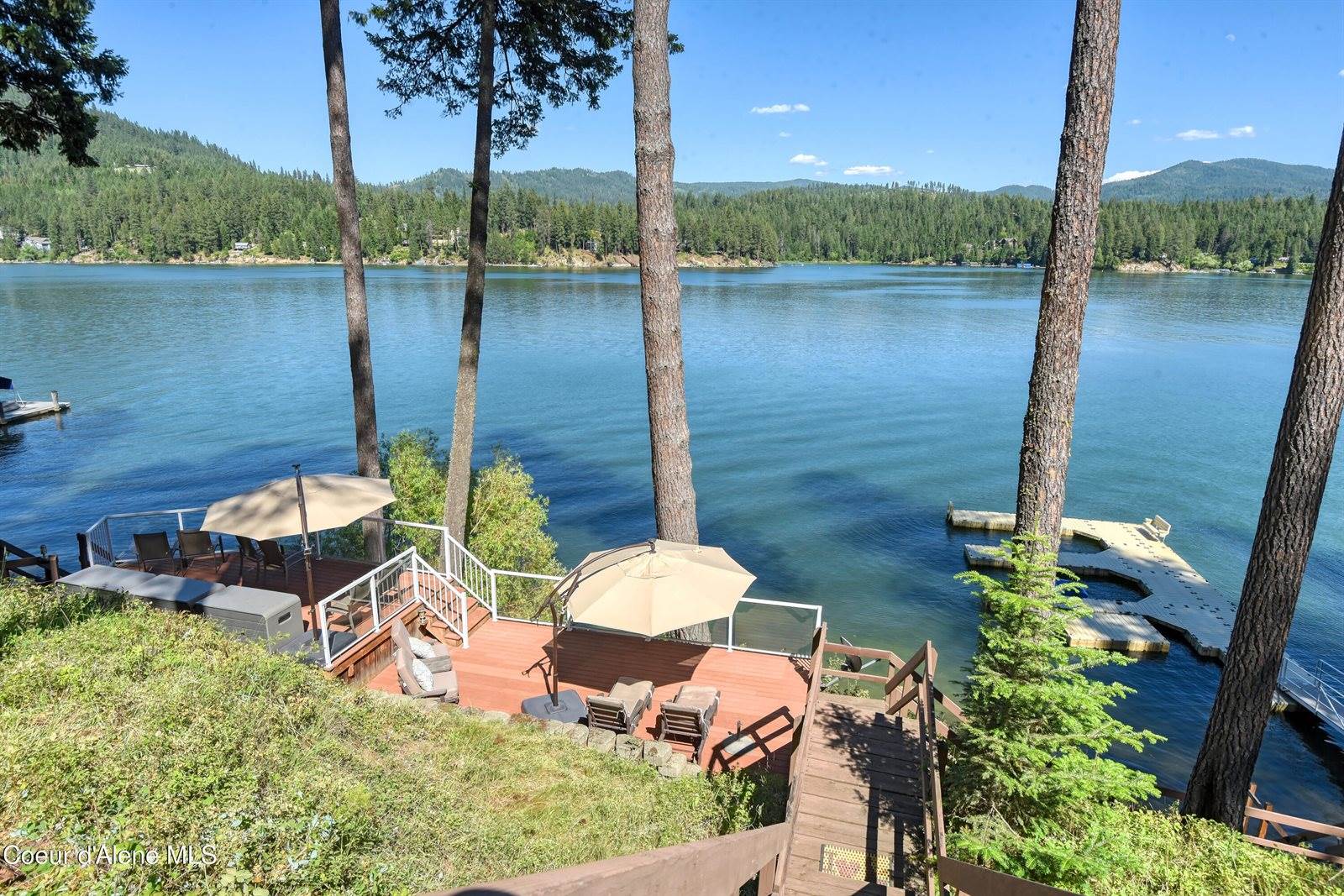 15039 North Shenandoah Dr, Hayden, ID 83835
