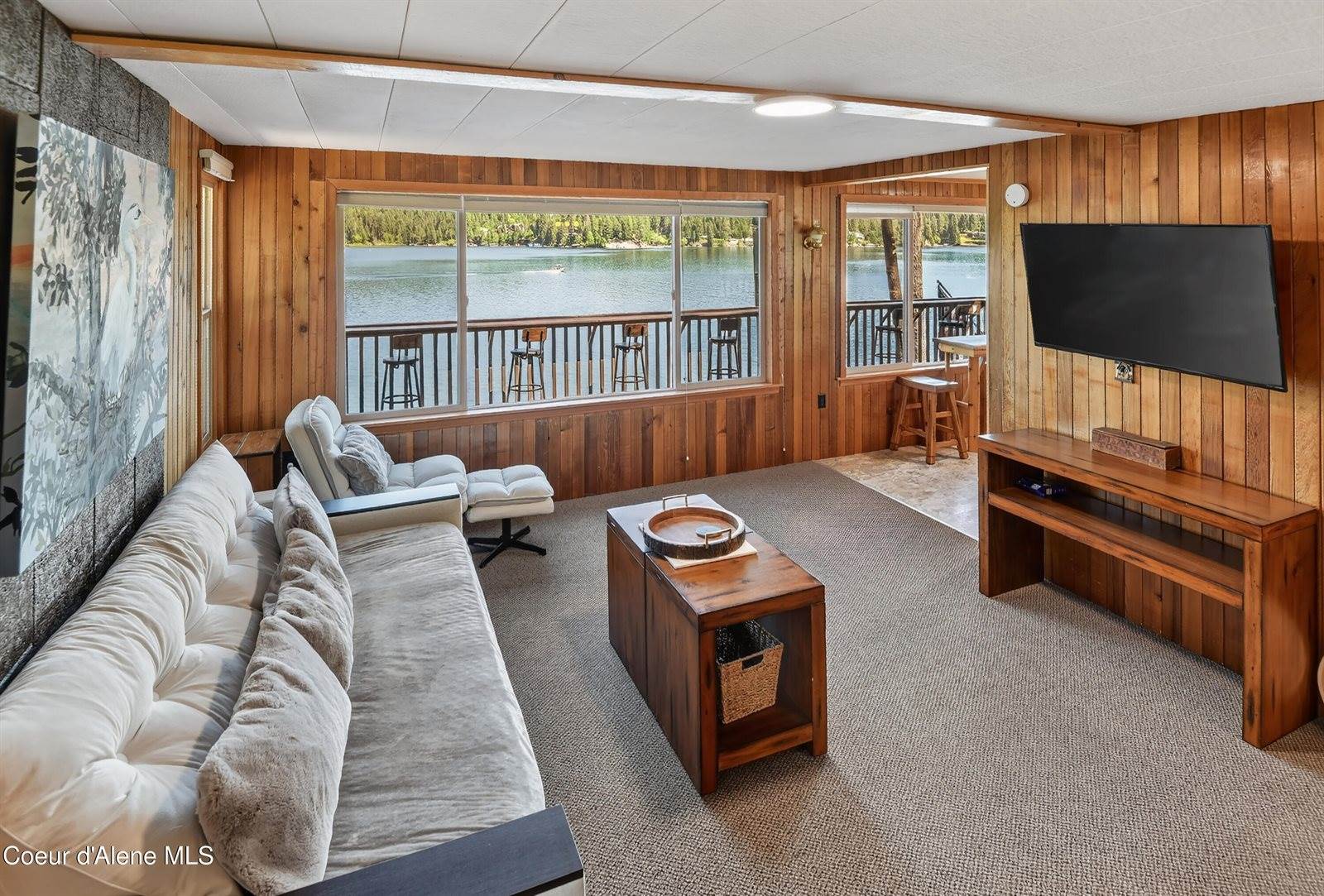 15039 North Shenandoah Dr, Hayden, ID 83835