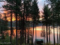 15039 North Shenandoah Dr, Hayden, ID 83835