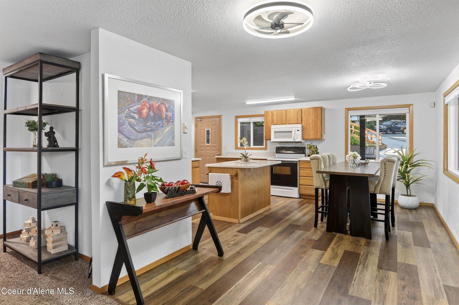 14979 North Shenandoah Dr, Hayden, ID 83835