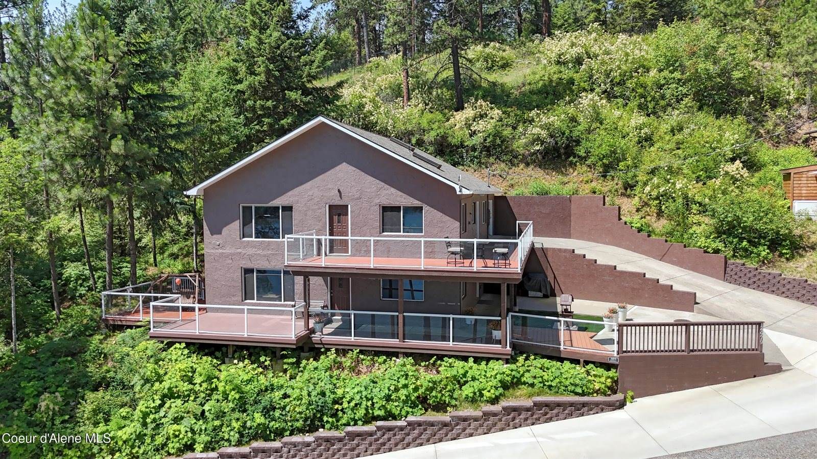 14979 North Shenandoah Dr, Hayden, ID 83835
