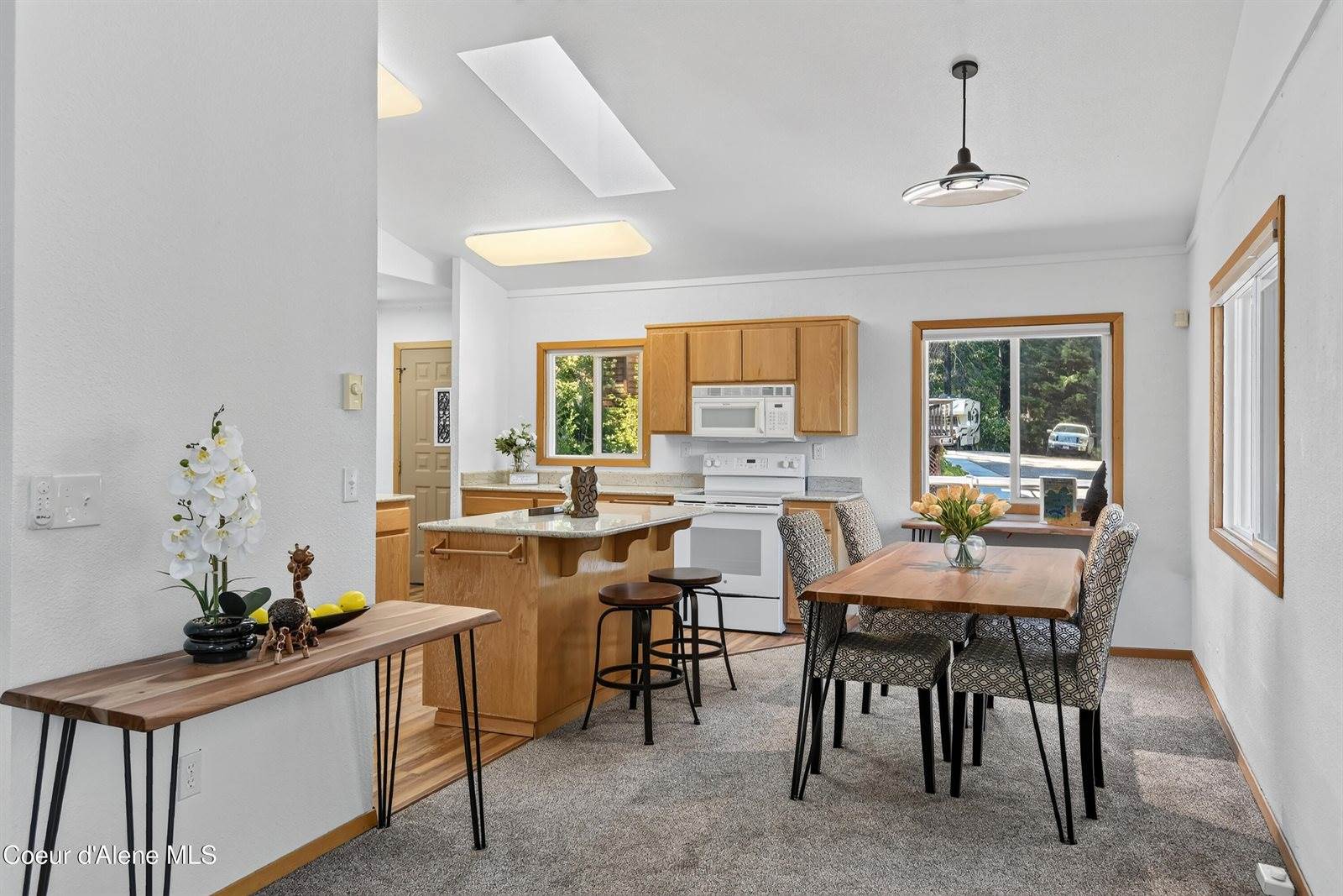 14979 North Shenandoah Dr, Hayden, ID 83835