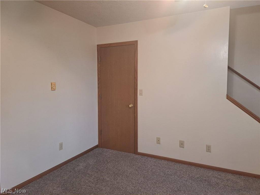 6 Sunrise Drive, Cambridge, OH 43725