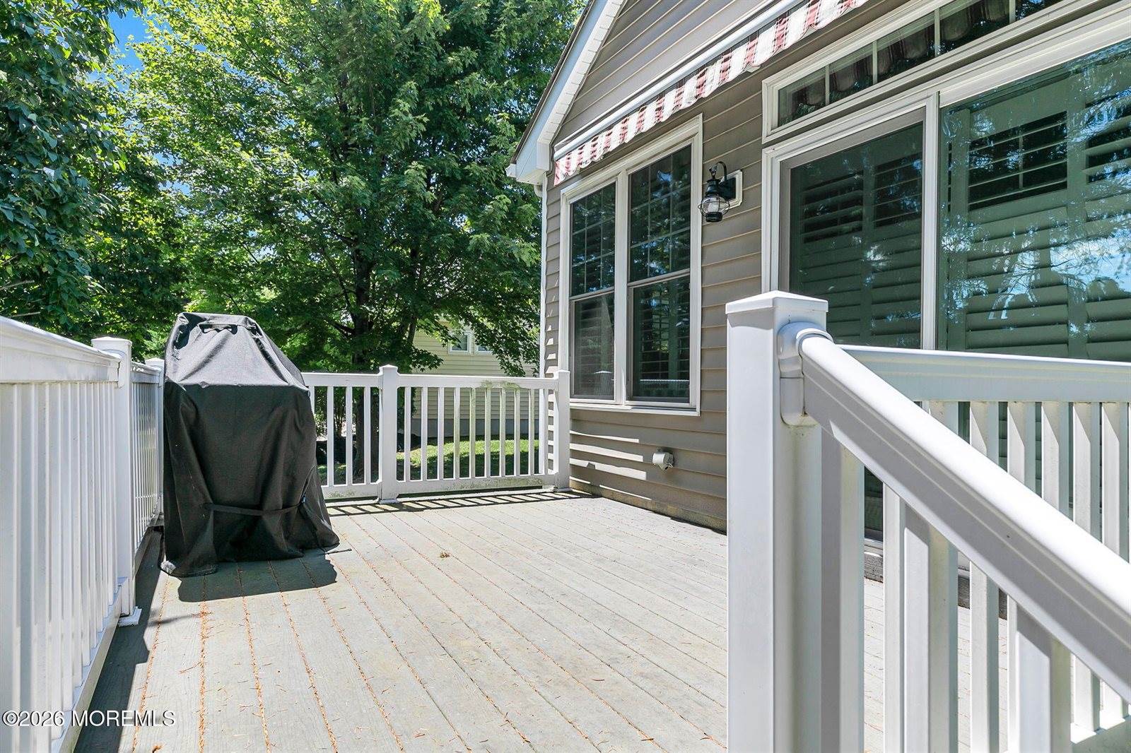 10 Iselin Lane, Oceanport, NJ 07757