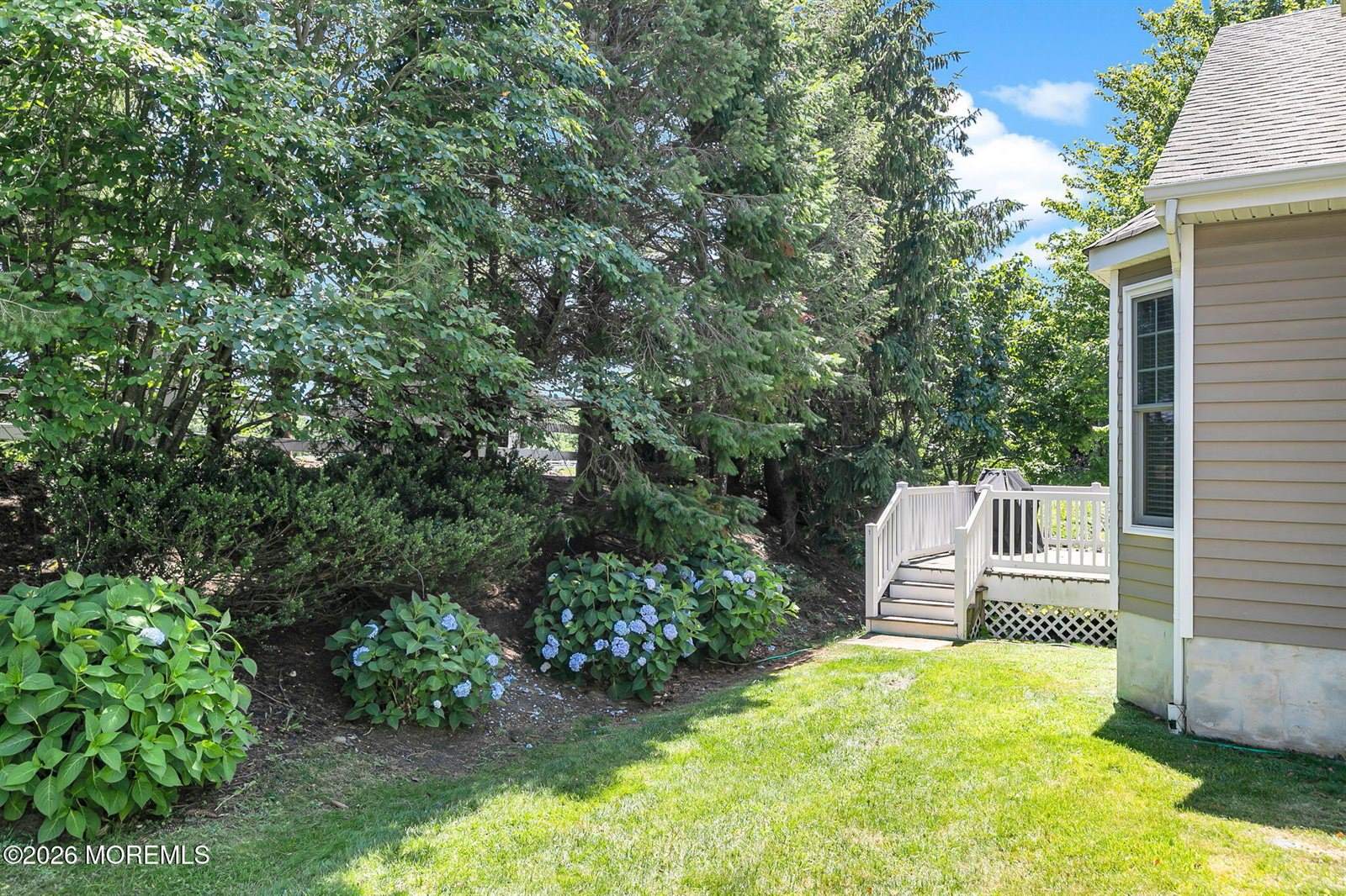 10 Iselin Lane, Oceanport, NJ 07757