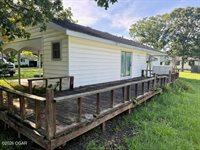 2001 Dewey Avenue, Galena, KS 66739