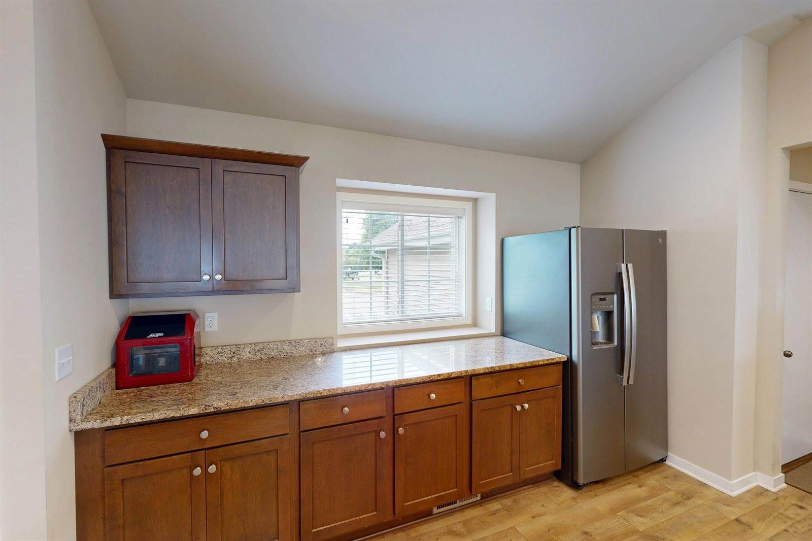 113 Michelle Dr, Johnson Creek, WI 53038