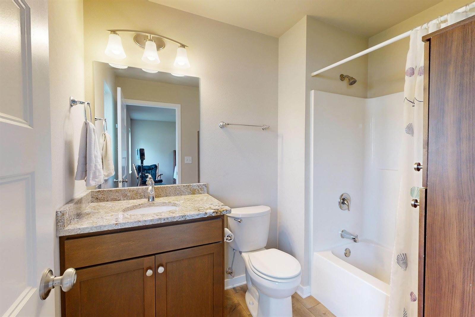 113 Michelle Dr, Johnson Creek, WI 53038