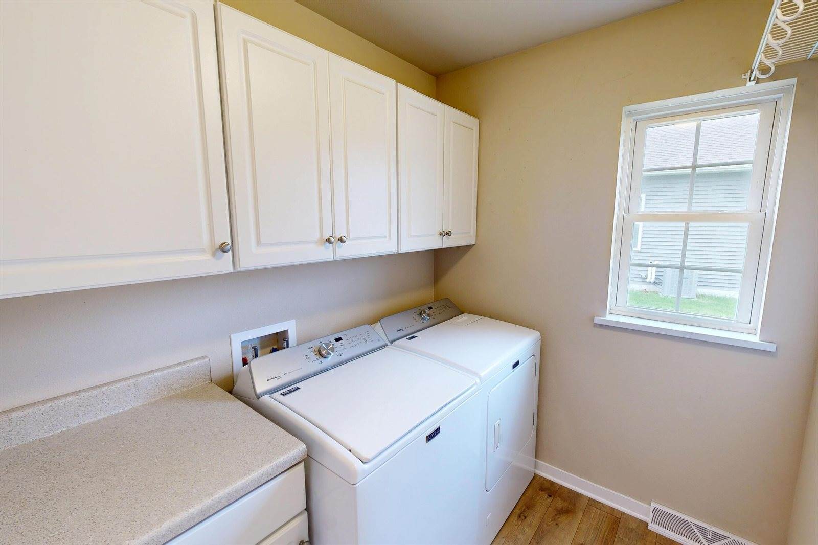 113 Michelle Dr, Johnson Creek, WI 53038