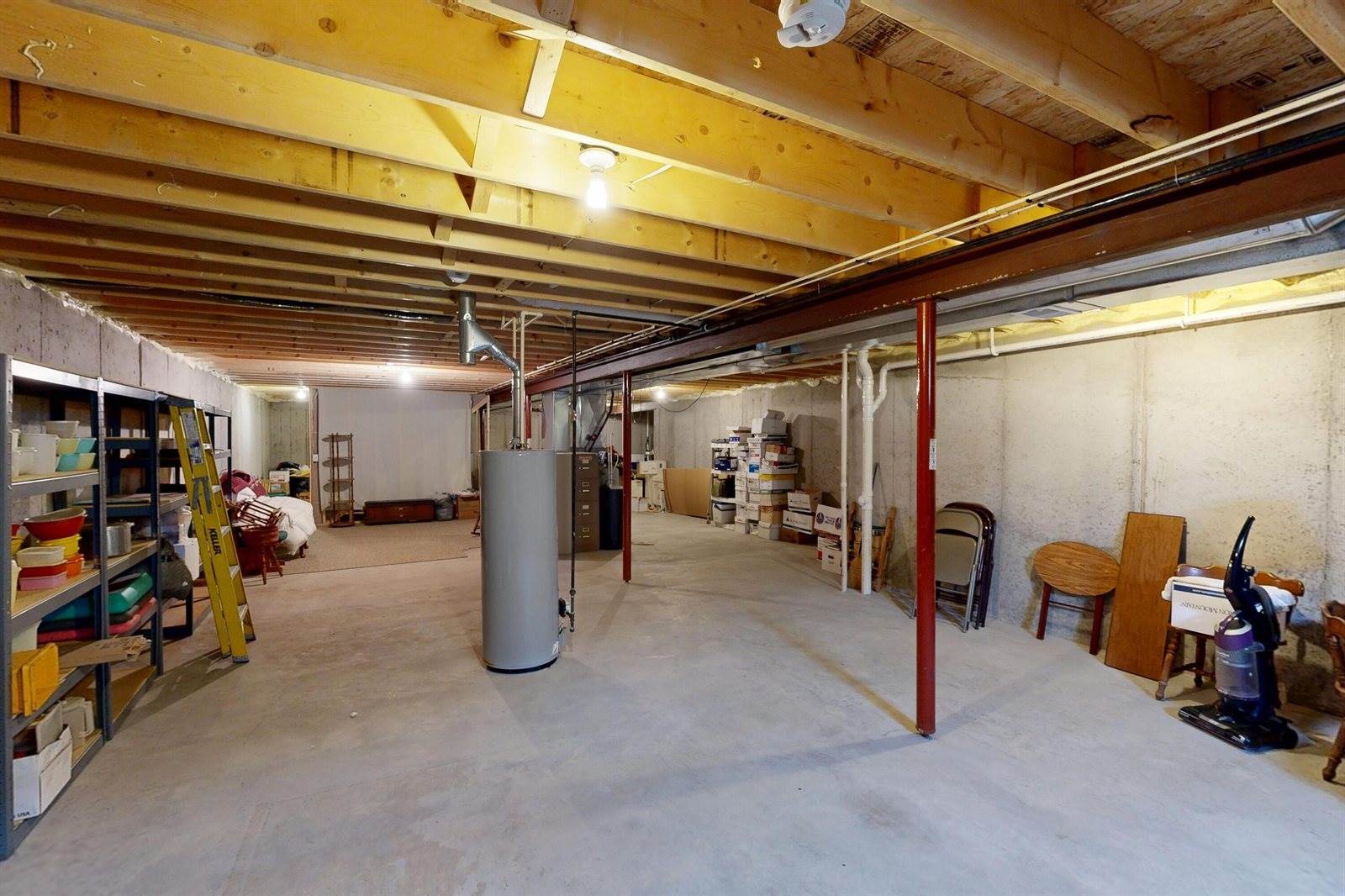 113 Michelle Dr, Johnson Creek, WI 53038