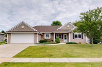 113 Michelle Dr, Johnson Creek, WI 53038