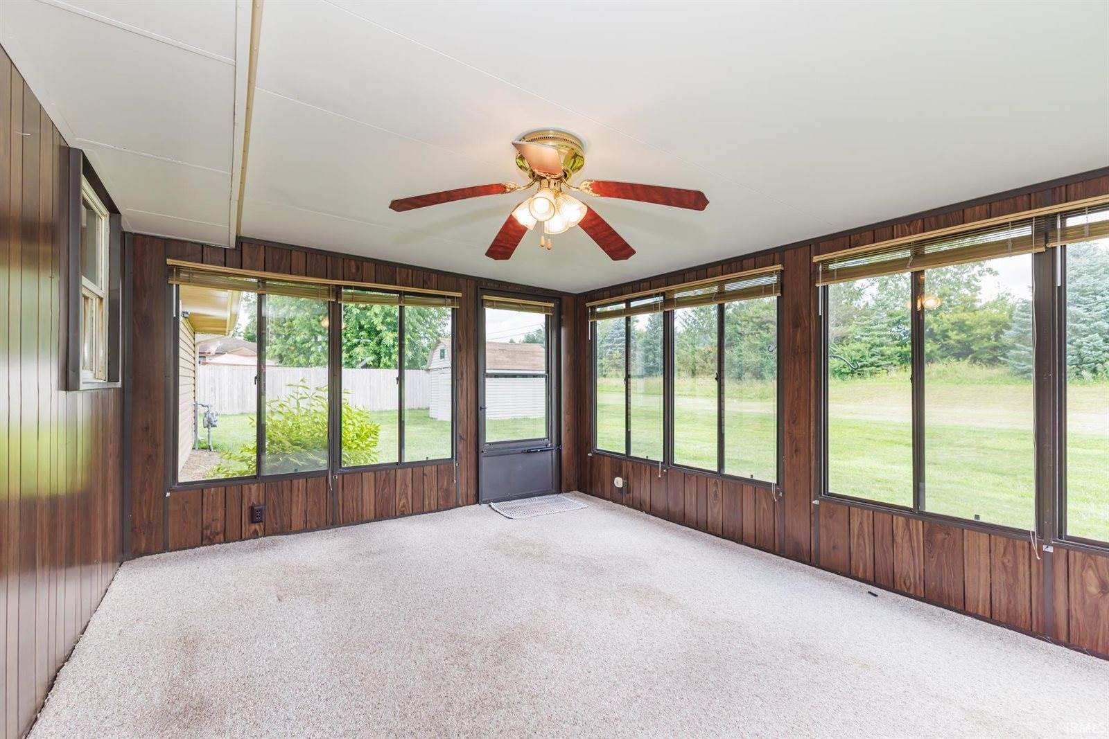 3904 S Maple Lane, Muncie, IN 47302