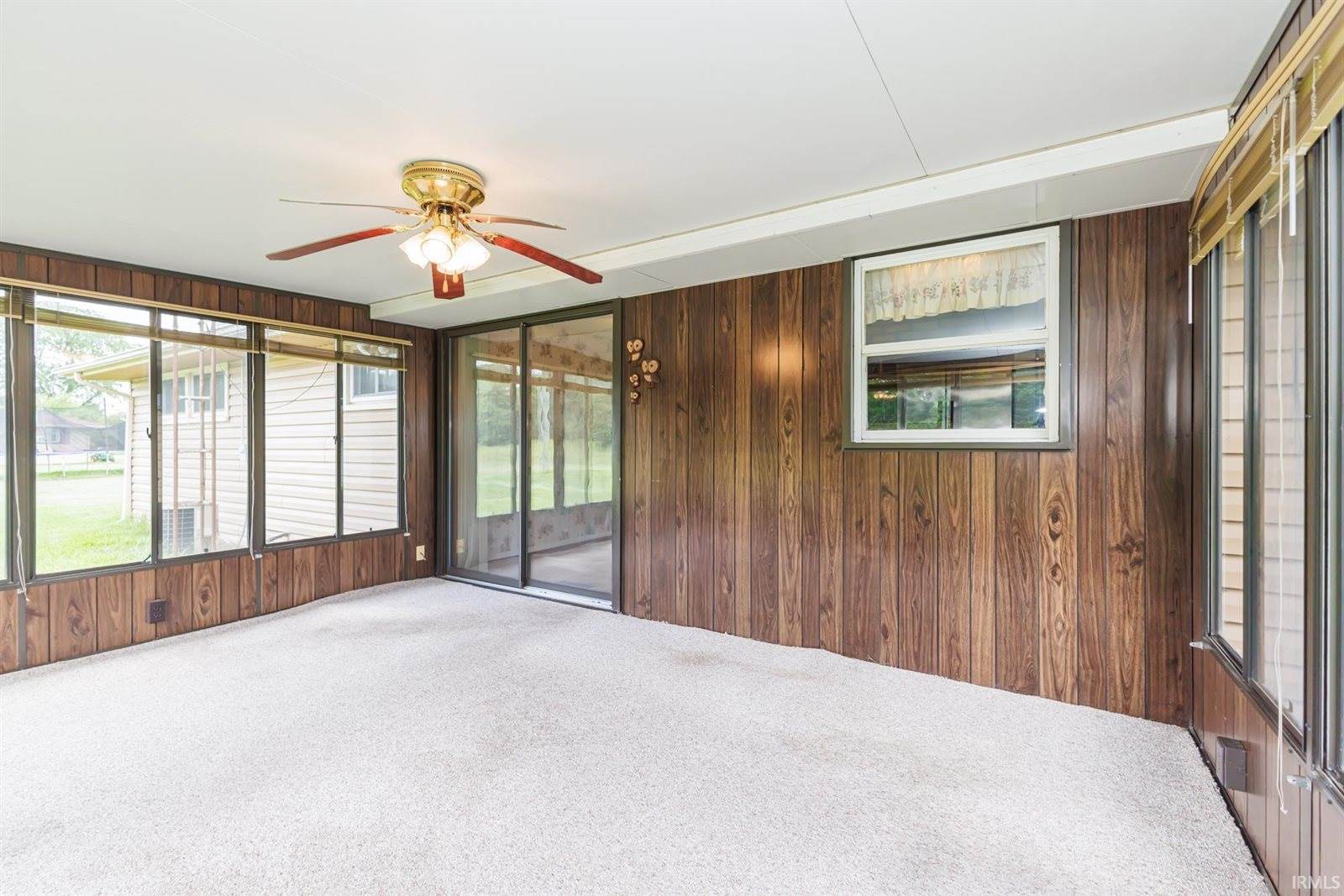 3904 S Maple Lane, Muncie, IN 47302