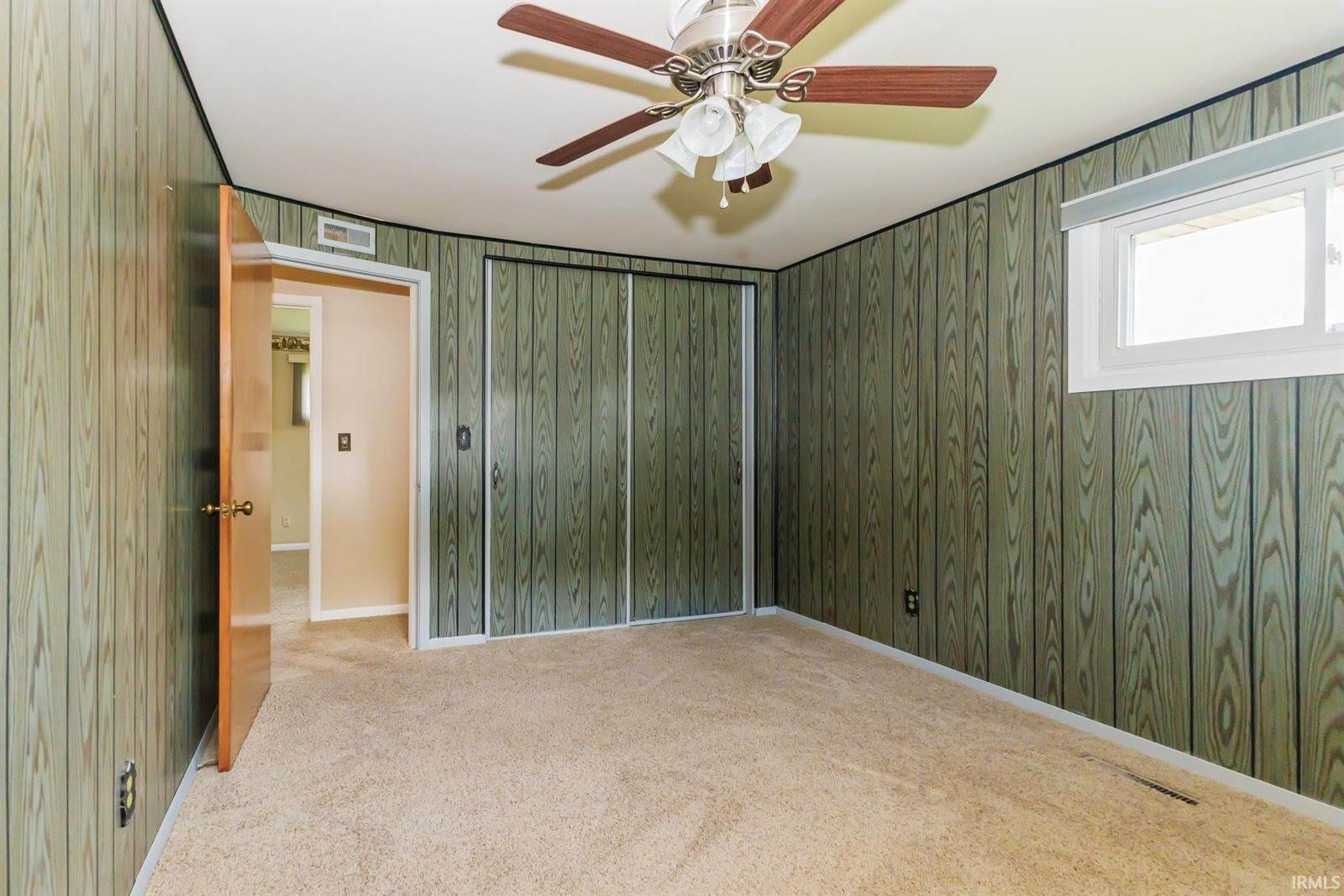 3904 S Maple Lane, Muncie, IN 47302