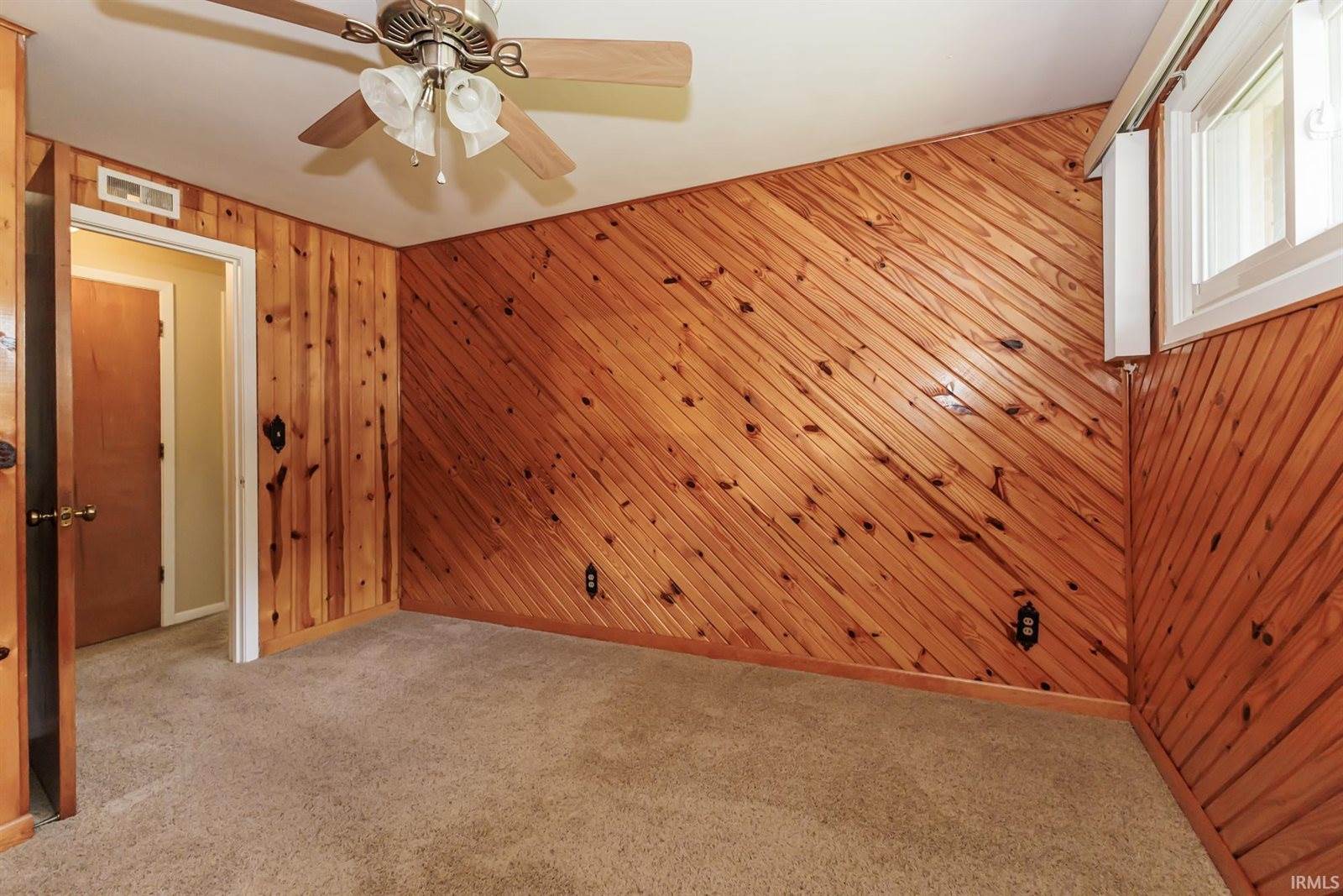 3904 S Maple Lane, Muncie, IN 47302