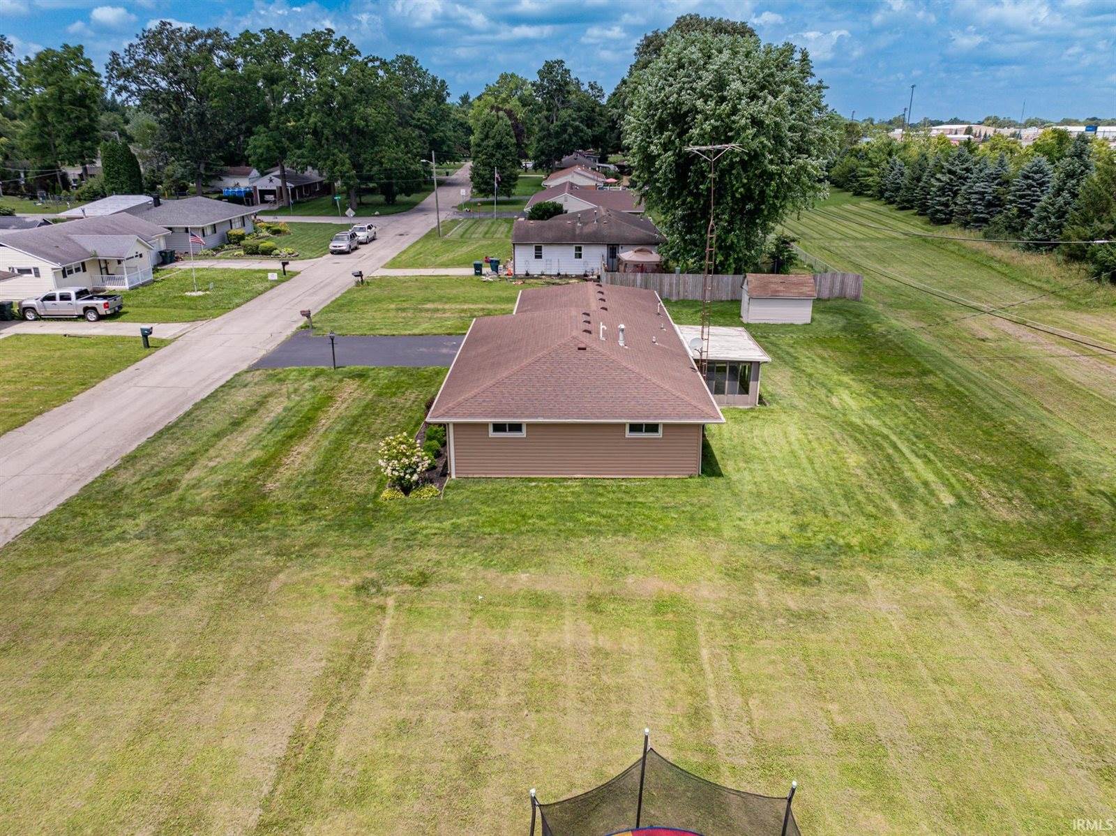 3904 S Maple Lane, Muncie, IN 47302