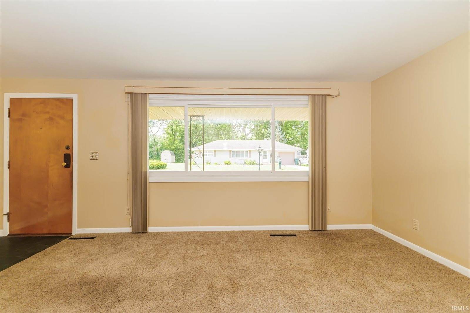 3904 S Maple Lane, Muncie, IN 47302