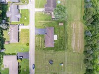 3904 S Maple Lane, Muncie, IN 47302
