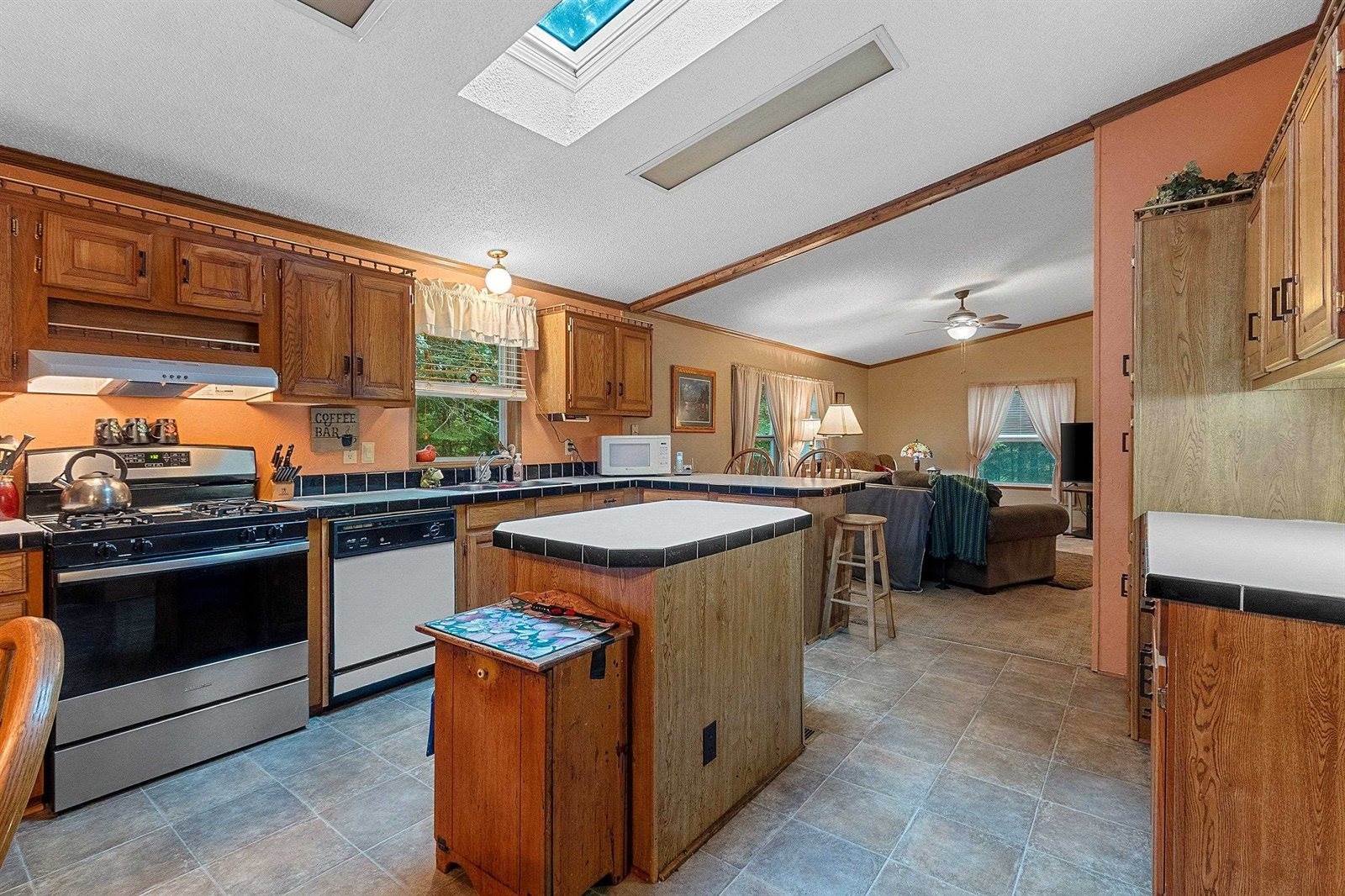 W12443 Senator Lake Lane, Crivitz, WI 54114