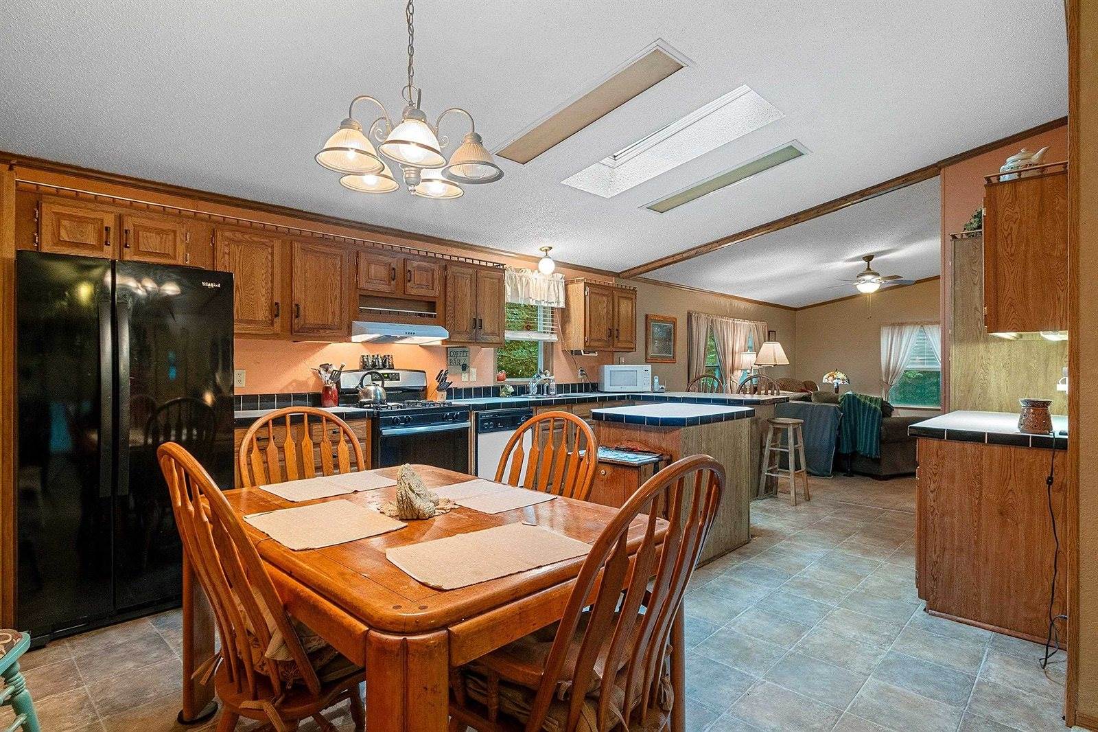 W12443 Senator Lake Lane, Crivitz, WI 54114