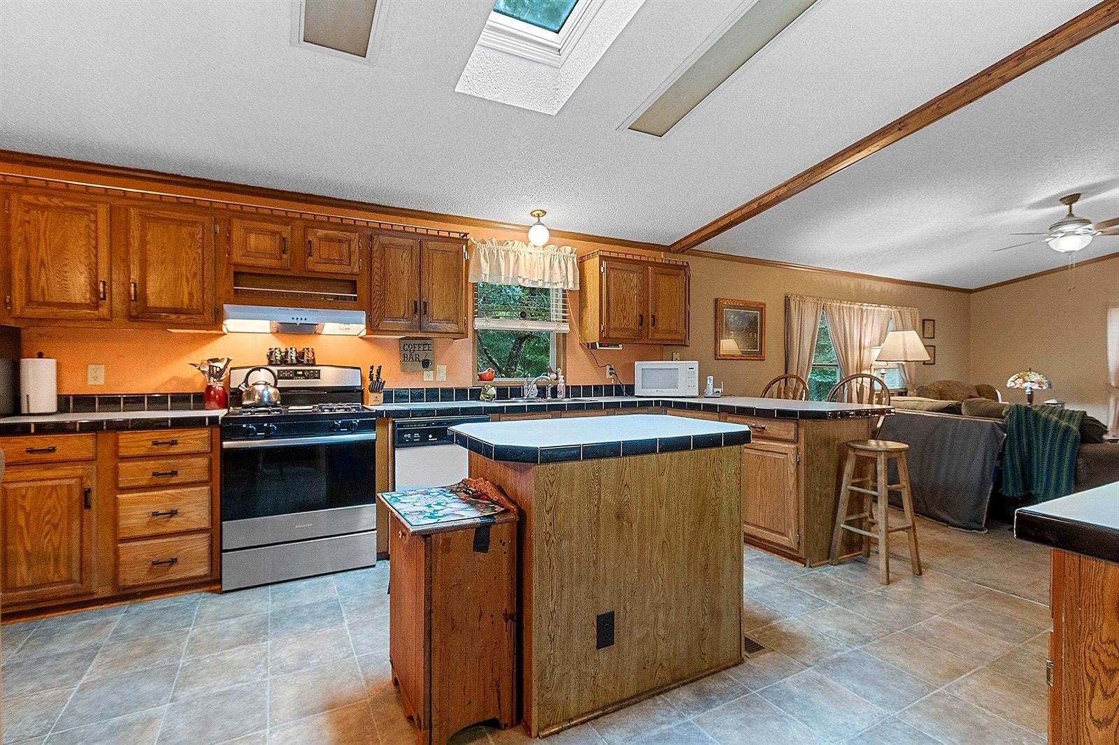 W12443 Senator Lake Lane, Crivitz, WI 54114