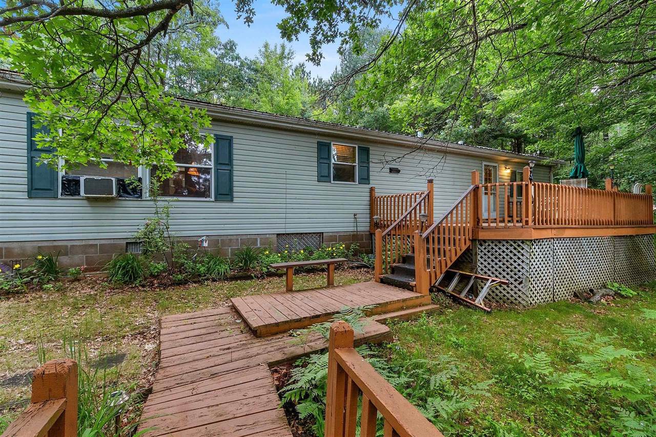 W12443 Senator Lake Lane, Crivitz, WI 54114