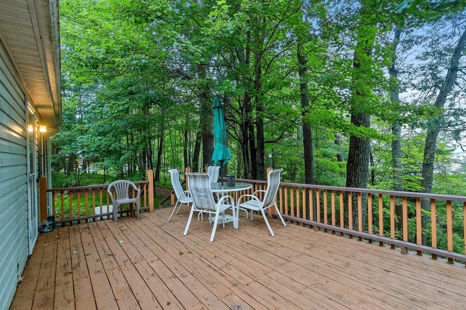 W12443 Senator Lake Lane, Crivitz, WI 54114