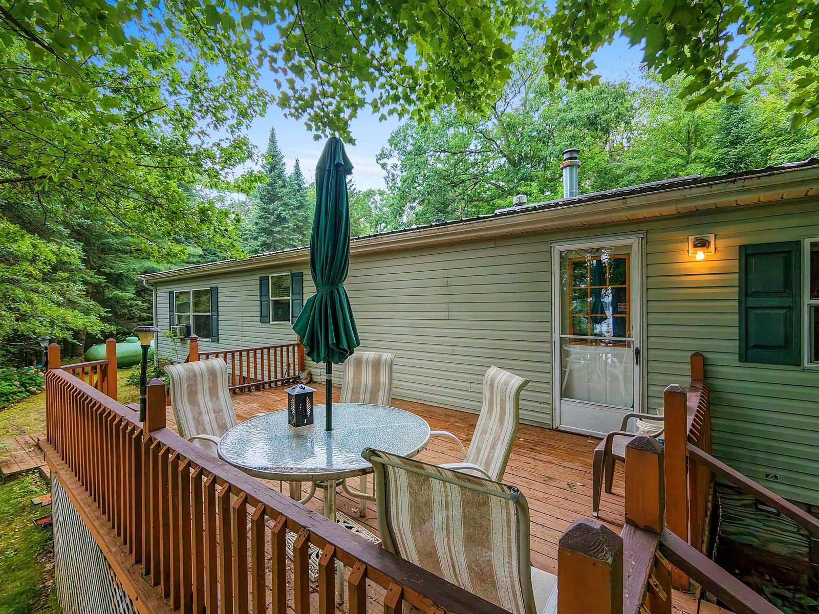 W12443 Senator Lake Lane, Crivitz, WI 54114