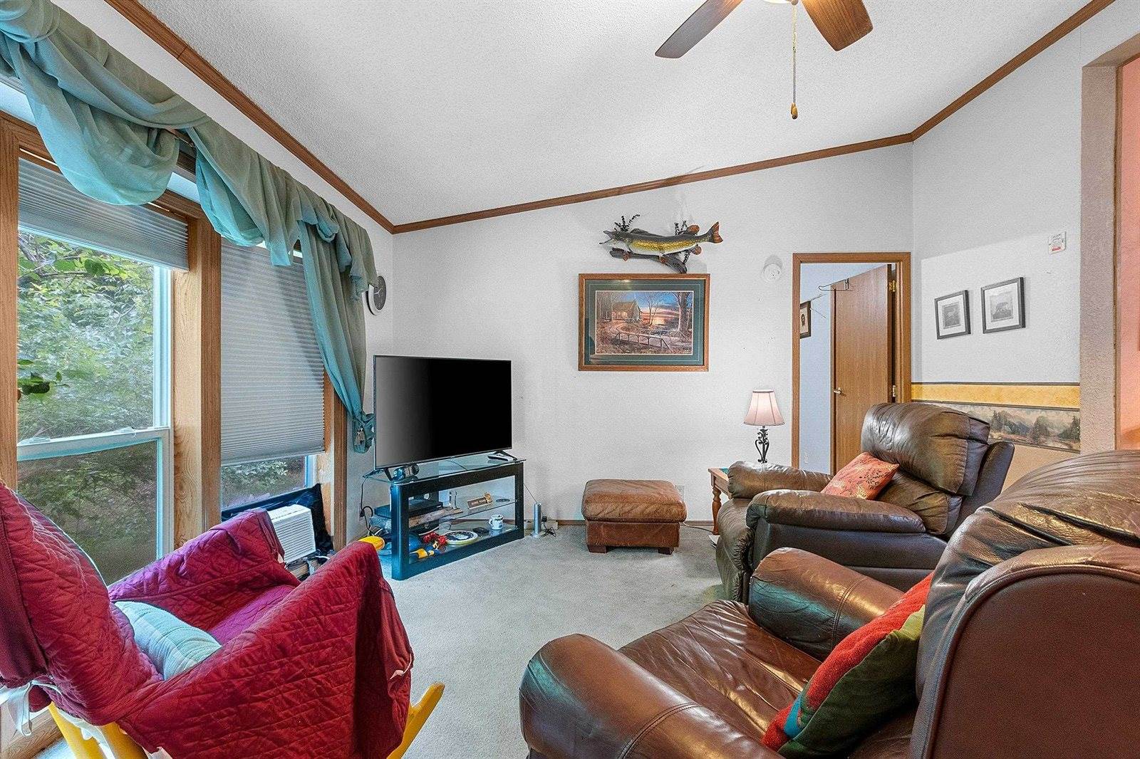 W12443 Senator Lake Lane, Crivitz, WI 54114