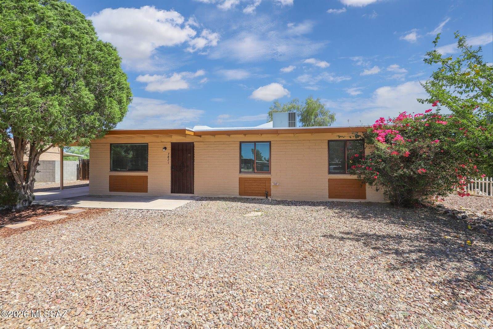 7821 East Joshua Place, Tucson, AZ 85730