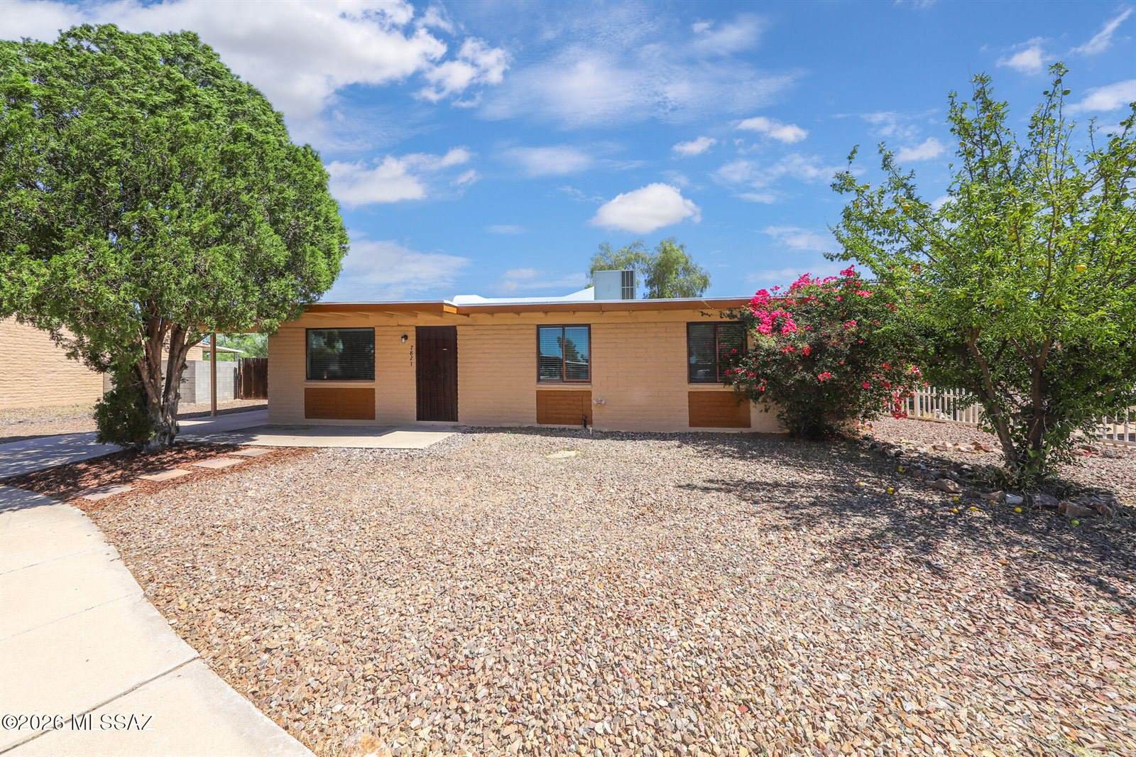 7821 East Joshua Place, Tucson, AZ 85730