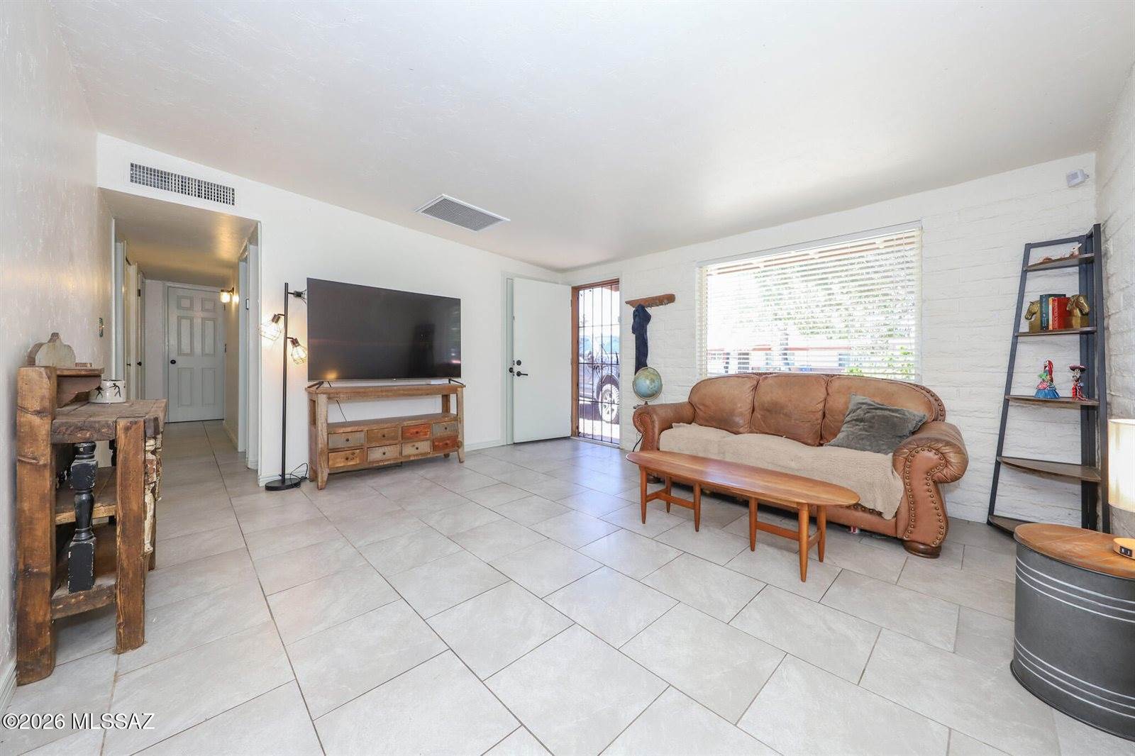 7821 East Joshua Place, Tucson, AZ 85730